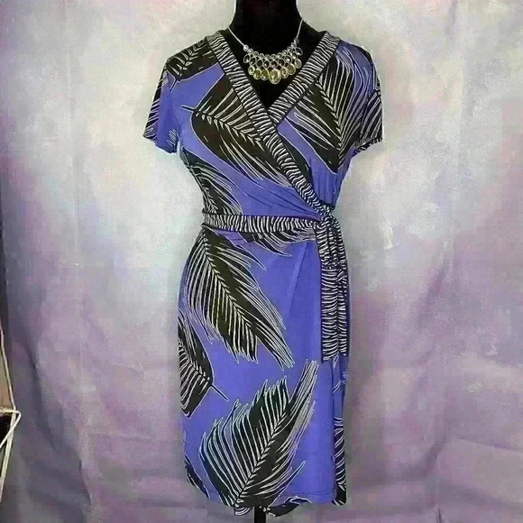 Alfani Wrap Dress Size Small Blue Black Leaf V-Neck Short Sleeve - Picture 8 of 9